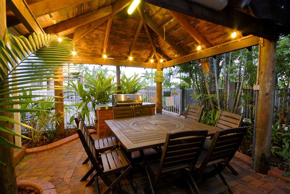 Reef Palms Motel Cairns Exterior photo