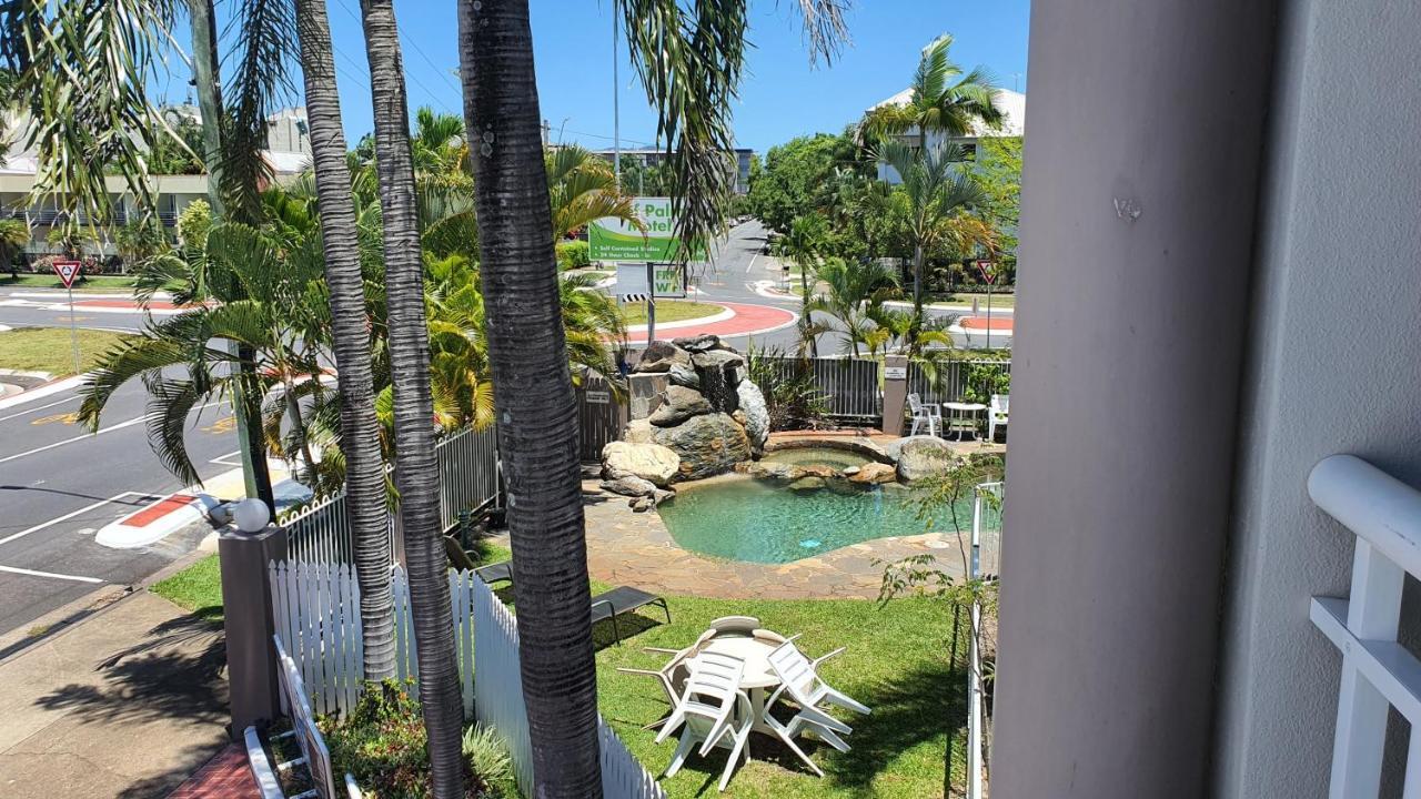 Reef Palms Motel Cairns Exterior photo