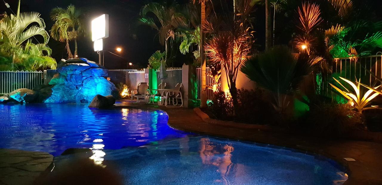 Reef Palms Motel Cairns Exterior photo